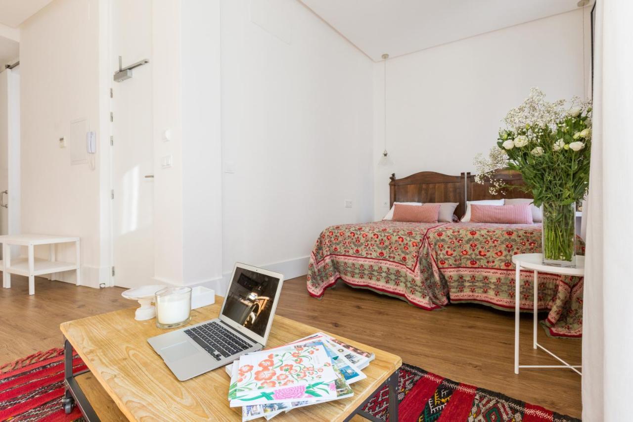 Sevilla Home Center Suites Luaran gambar